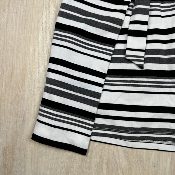 Cabi Grandstand Striped Stretch Knit Pockets Tie Front Skirt Style #5185 Small - Picture 4 of 14